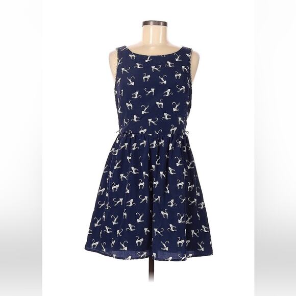 City Studio sneaky whiskered cat pattern blue fit and flare dress, size 7 - Picture 1 of 8